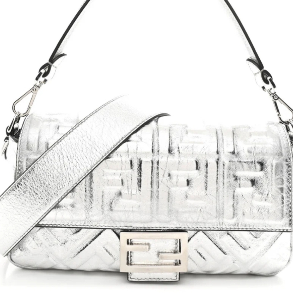 ❤️‍🔥FENDI BAGUETTE MIRROR SHOULDER BAG